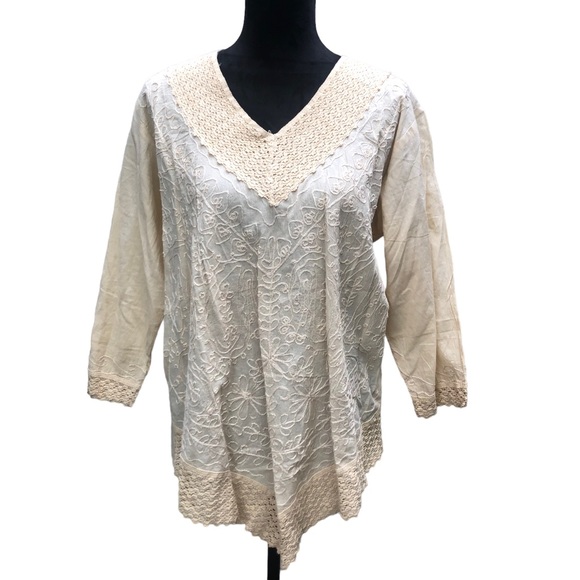 Royal Moda Beige Threaded Blouse size Medium - Picture 6 of 10